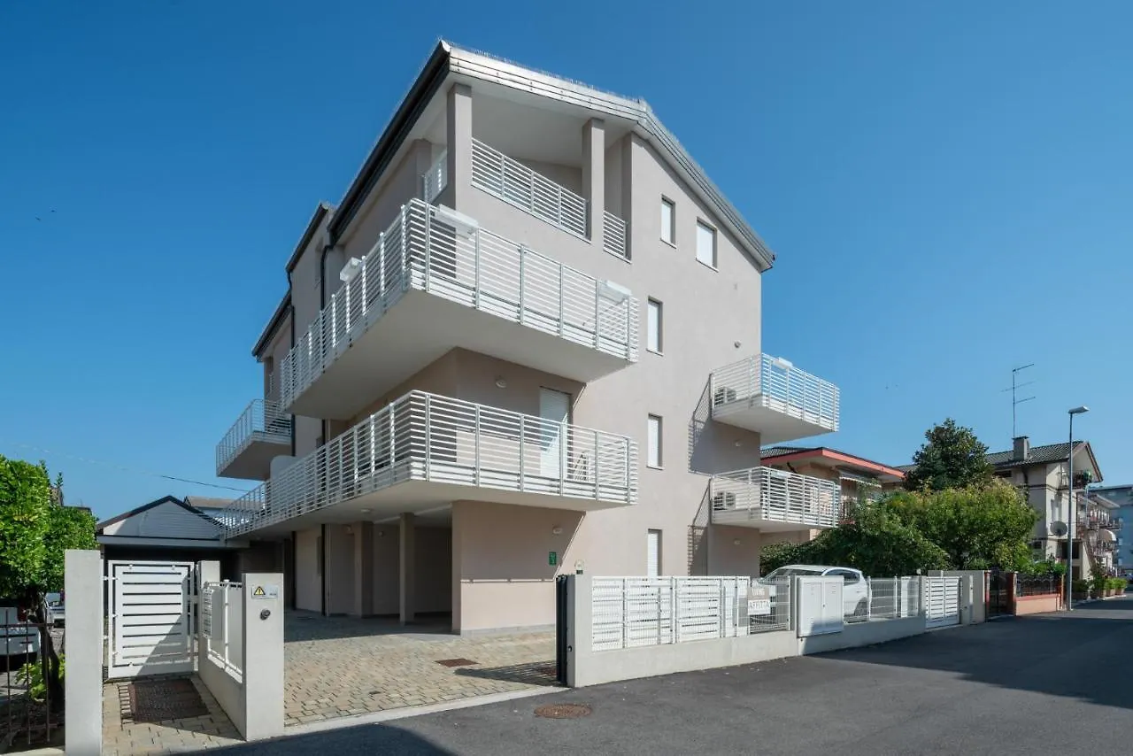 Finisterrae 6 Immobiliare Living Apartment Lido di Jesolo
