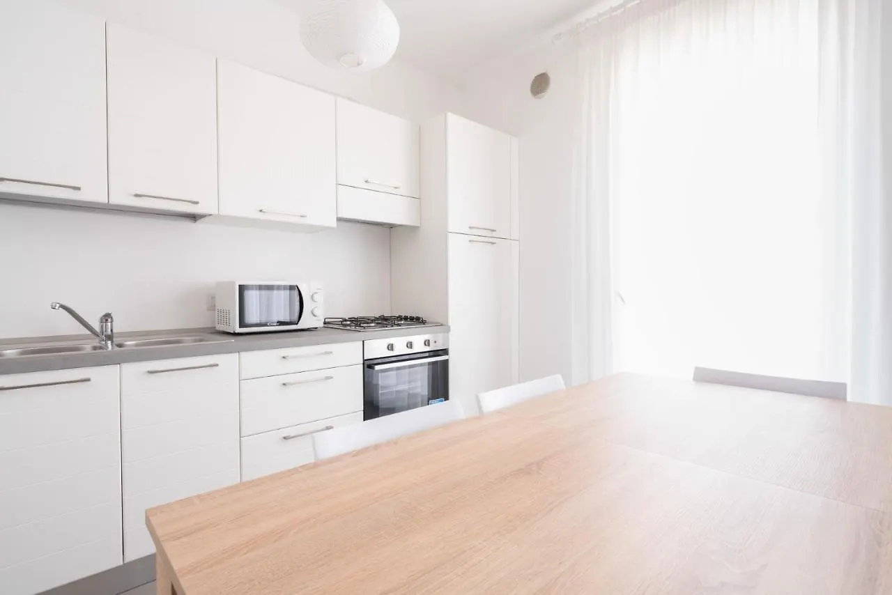 Finisterrae 6 Immobiliare Living Apartment Lido di Jesolo 0*,
